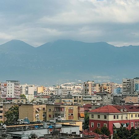 Boho Style In Center Of Tirana Apartment Luaran gambar