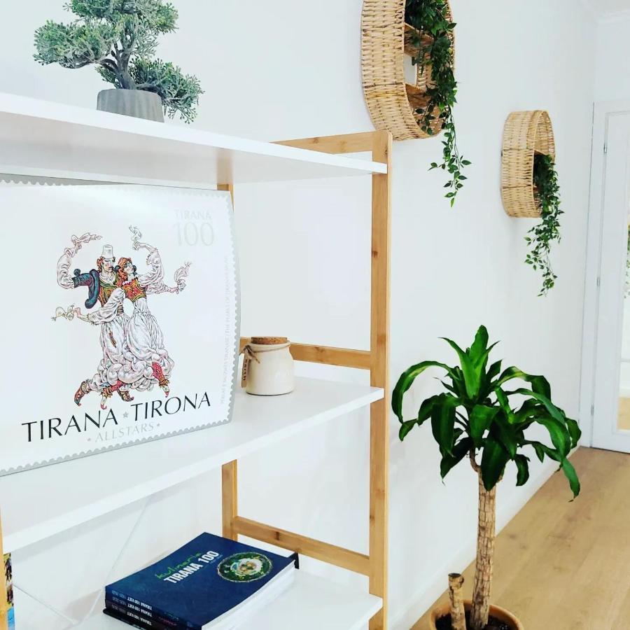 Boho Style In Center Of Tirana Apartment Luaran gambar