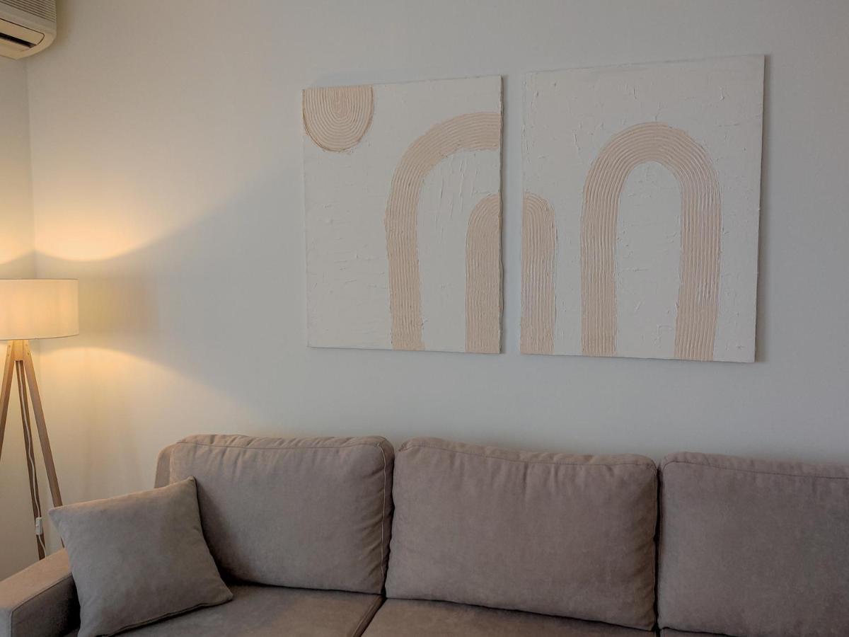 Boho Style In Center Of Tirana Apartment Luaran gambar