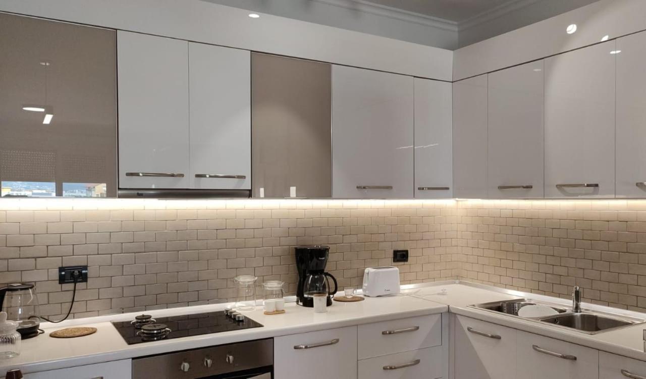 Boho Style In Center Of Tirana Apartment Luaran gambar